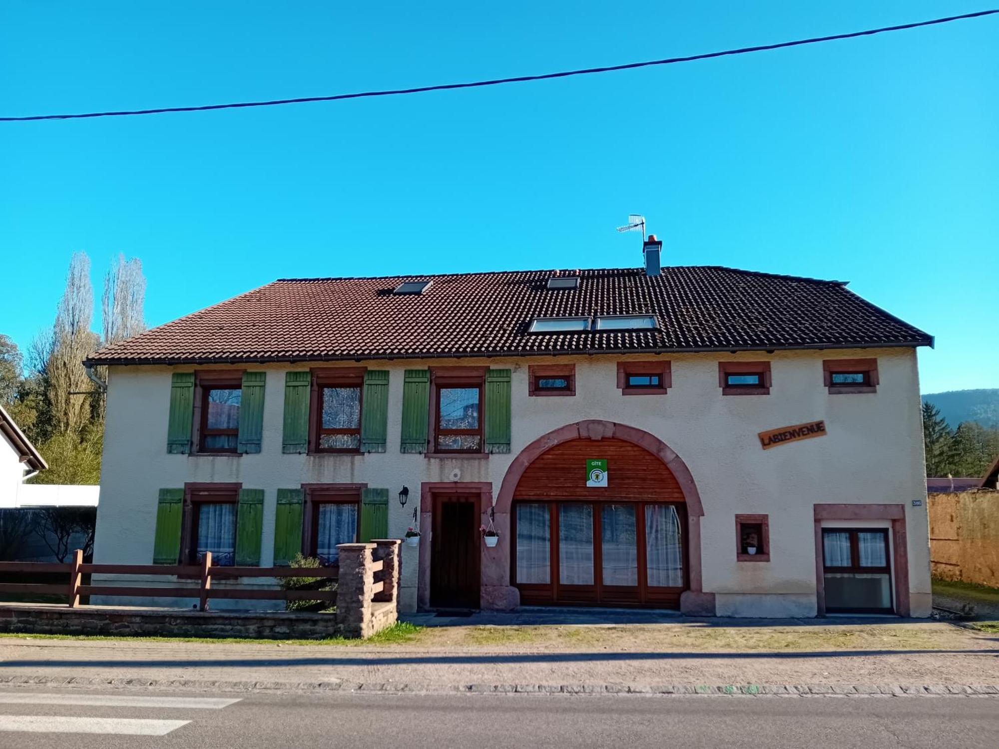 La Bienvenue Apartment Saint-Michel-sur-Meurthe Luaran gambar